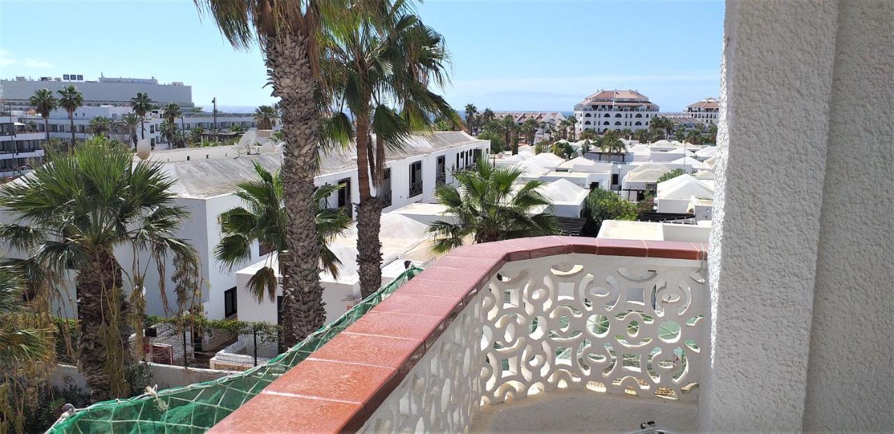 Apartment With A Large South-Facing Balcony, Sea View And Wifi In Las Americas Center Playa de las Américas Exterior foto